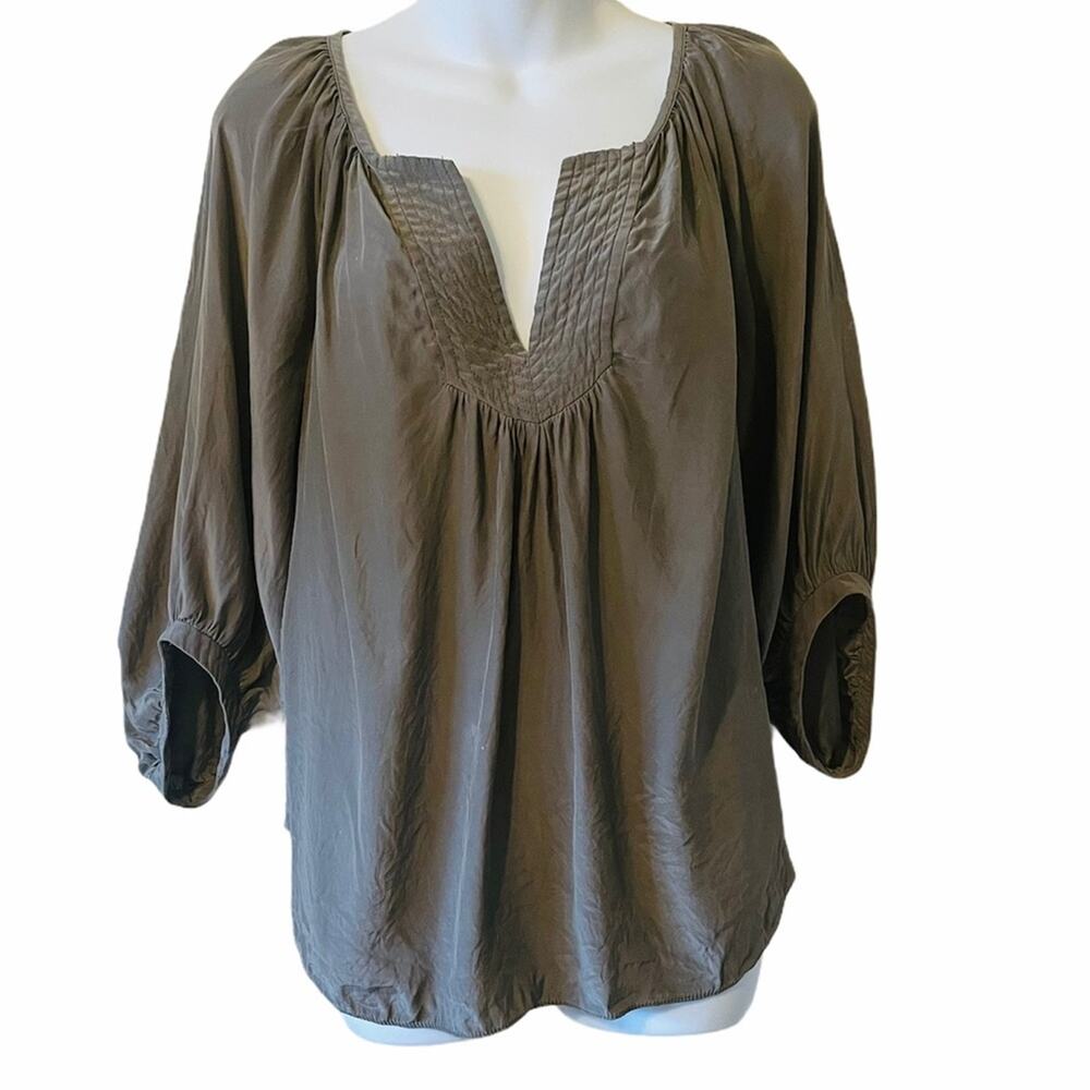 Alice & Trixie gray silk drapey blouse v neck